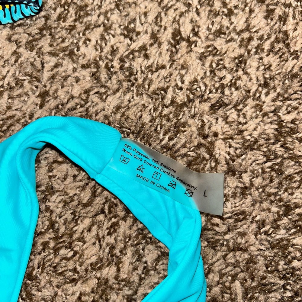 Turquoise Swimsuit - Picture 4 of 8